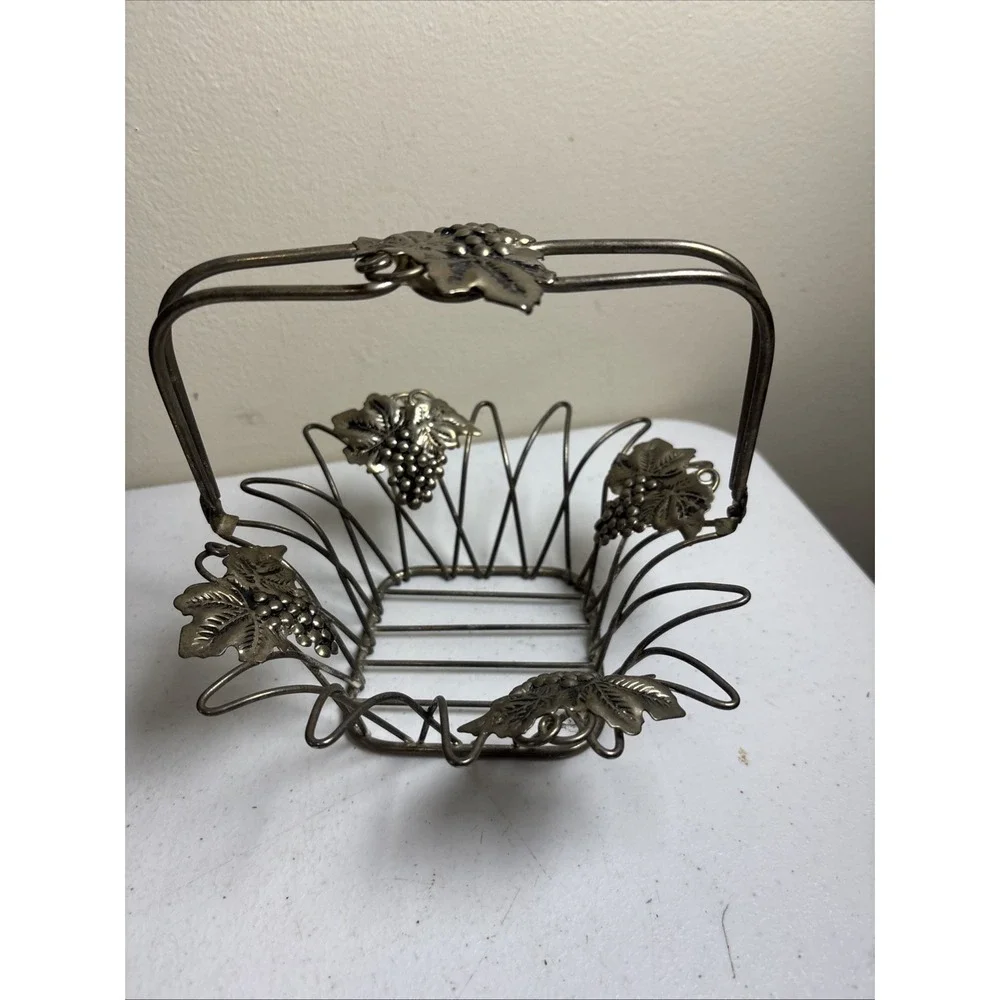 Studio Silversmiths Silver Plated Condiment  Basket W Handle Grapes Leaves